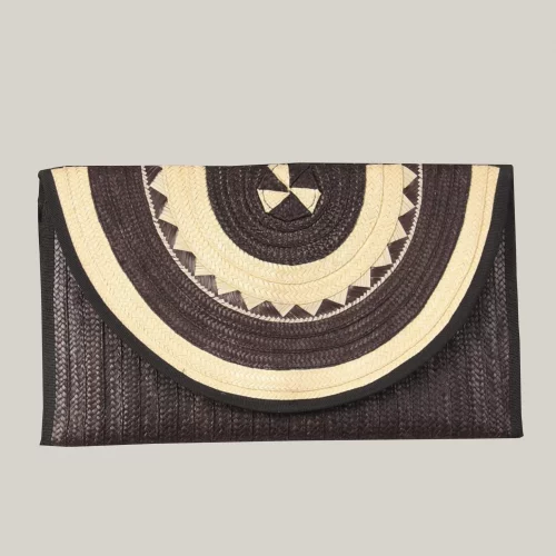 Sac pochette en fibre naturelle tissé à la main