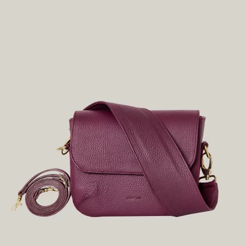 sac à main en cuir couleur prune avec deux lainières fabrication Portugal