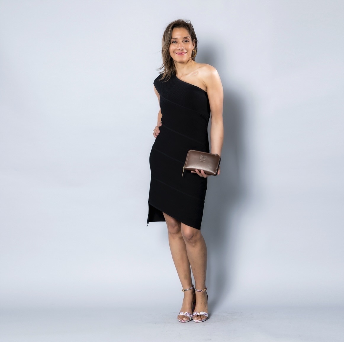 Le Sac Portefeuille Portable en Cuir Marron – Image 4